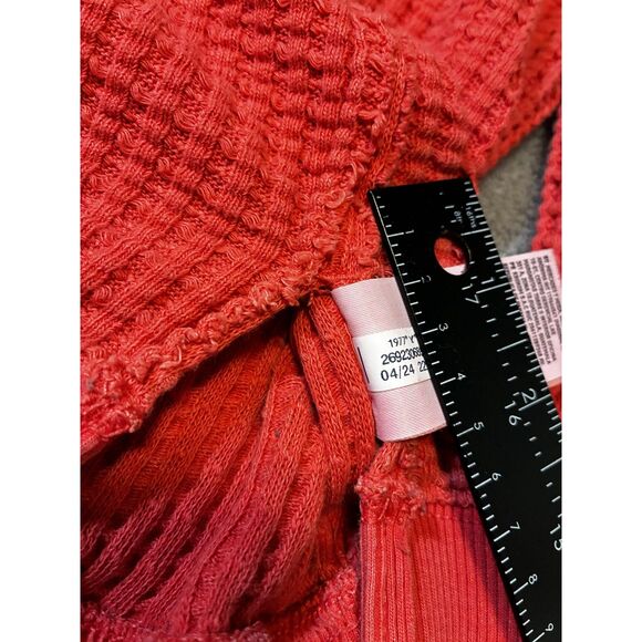 American Eagle Seriously Lived-In Waffle Knit Long Sleeve Top Oversized - Picture 4 of 7